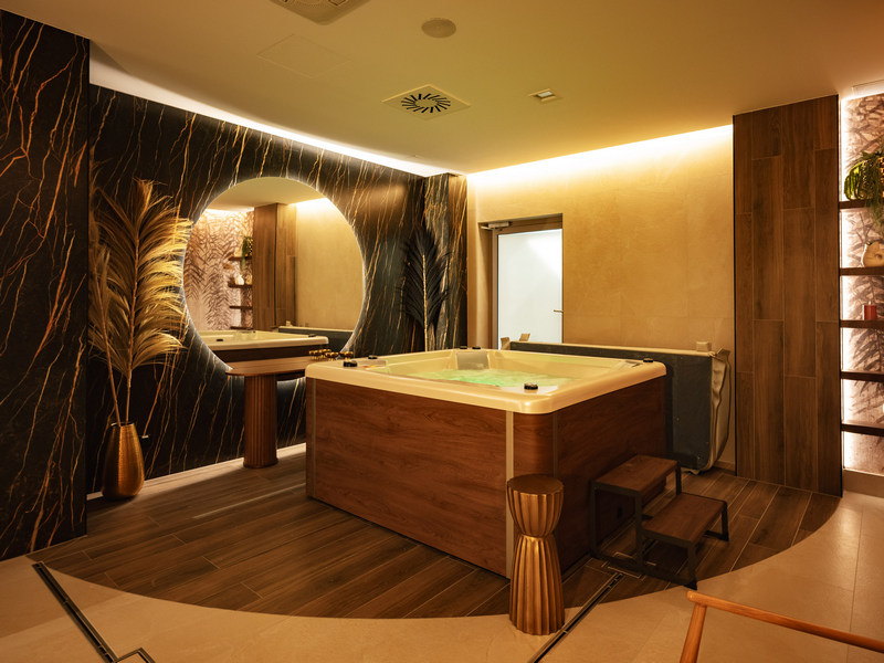 Wanna do kąpieli w hotelowym spa