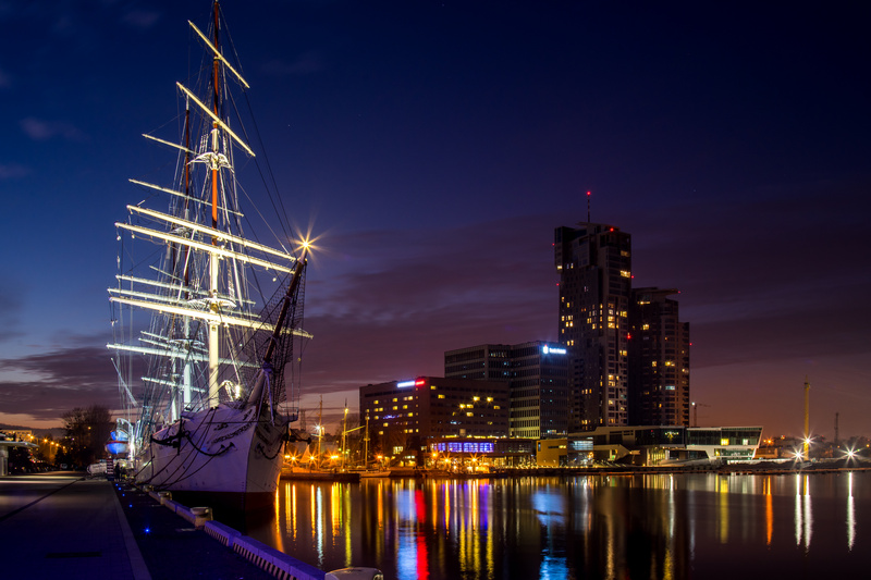 Gdyński port nocą