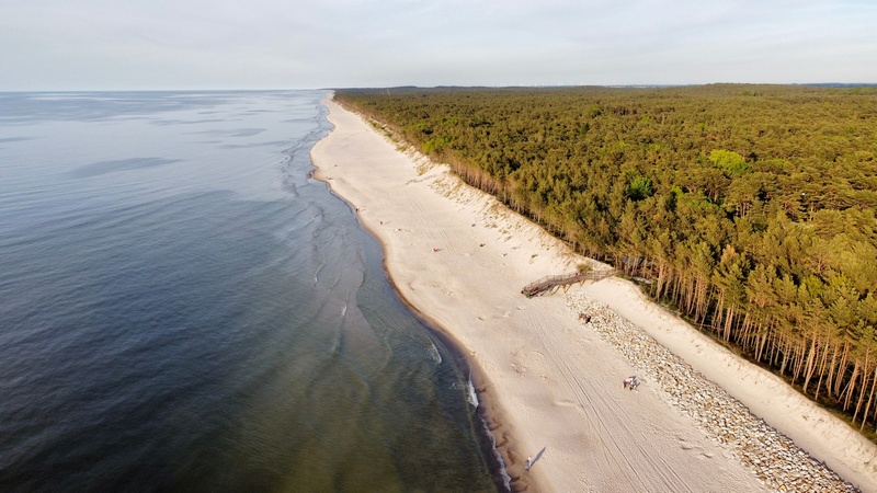 Plaża w Pogorzelicy widok z góry