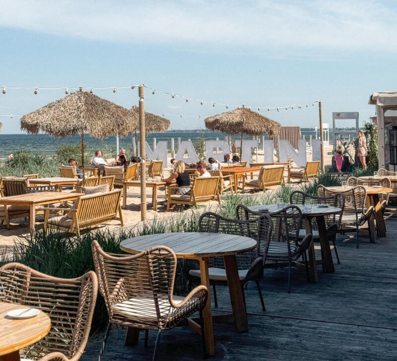 Sand Beach Bar White Marlin w Sopocie