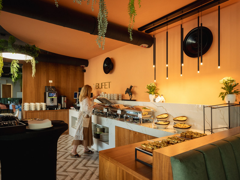 Aga z Ahoj! Przygodo w restauracji w Laguna Beskidów Resort