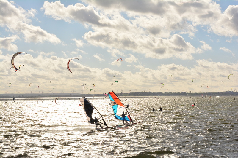 Windsurfing na Zatoce Puckiej w Chałupach