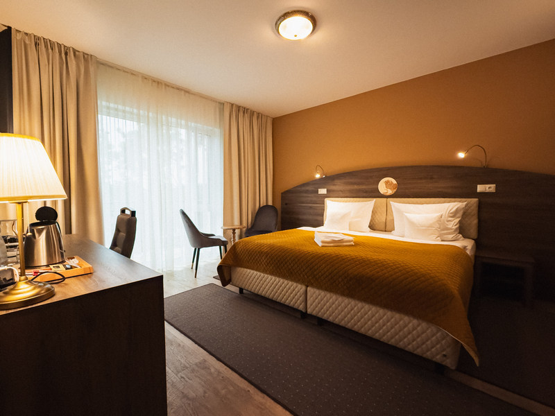 Wnętrza pokoju w hotelu Juvena nad morzem
