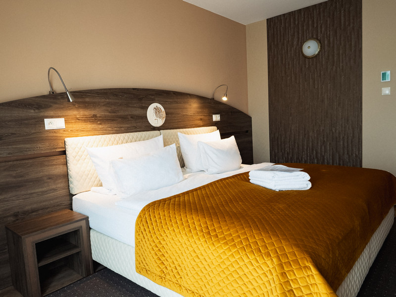 Wnętrza pokoju w hotelu Juvena nad morzem