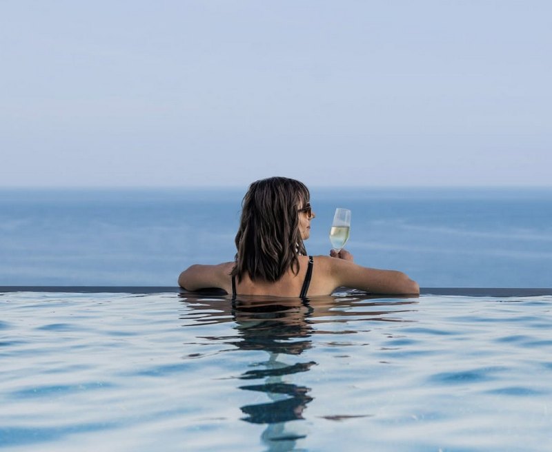 Radisson Blu Resort Świnoujście - basen infinity z widokiem na morze