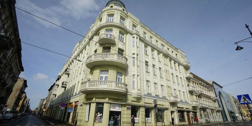 Apartamenty Brass Suites zlokalizowane są w centrum Łodzi