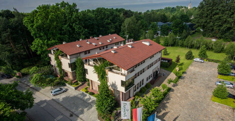 Hotel Farmona położony jest w spokojnej dzielnicy Krakowa w otoczeniu parku