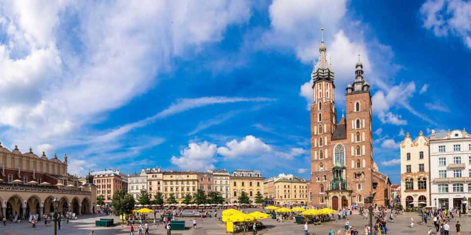 W pobliżu hotelu znajdują się główne atrakcje Krakowa m. in. Kościół Mariacki