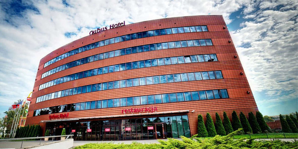 Qubus Hotel Łódź położony jest w odległości 550 m od ul. Piotrkowskiej