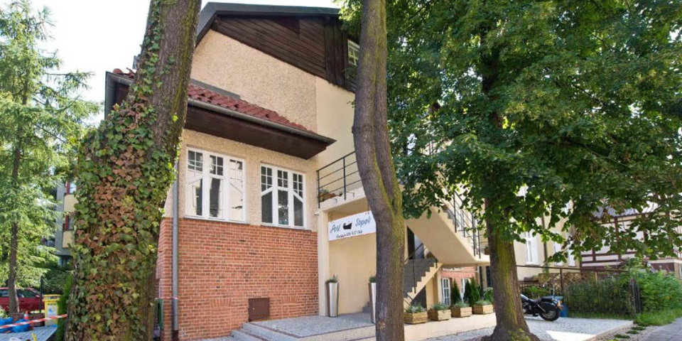 Jedyne 200 m od obiektu oddalona jest piaszczysta plaża