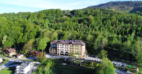 Hotel Elbrus SPA & Wellness zlokalizowany jest w Szczyrku