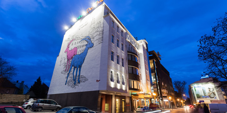 Nowy 4* hotel w centrum Poznania wyróżnia mural z koziołkami