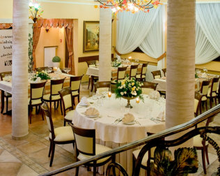 Restauracja Magdalenka składa się z 4 sal restauracyjnych