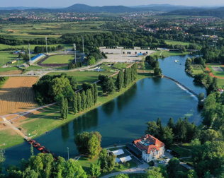 Rzeka Korana to kluczowe miejsce wypoczynku mieszkańców oraz gości Karlovaca