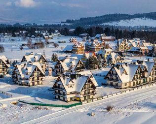 Sun & Snow Resorts Białka Tatrzańska jest malowniczo położony u podnóża Tatr