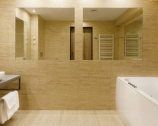 Każdy pokój posiada prywatną łazienkę z nowoczesnym wyposażeniem