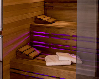 A także nowoczesnej suchej sauny