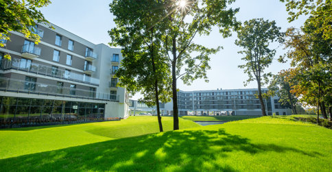 Aparthotel Termy Uniejów położony jest w najmłodszym uzdrowisku w Polsce