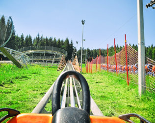 Atrakcje: Czarna Żmija - najdłuższy w Polsce alpine coaster
