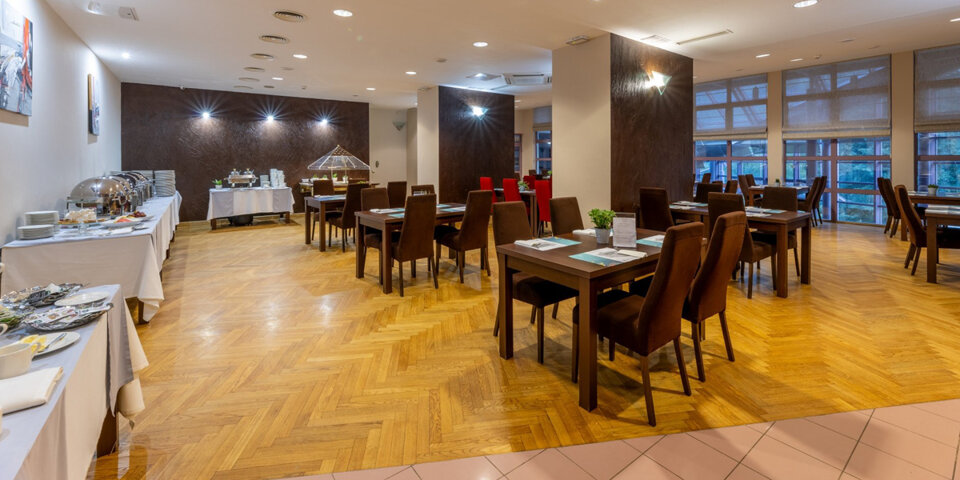 Hotelowa restauracja U Wodnika oferuje specjały regionu bieszczadzkiego