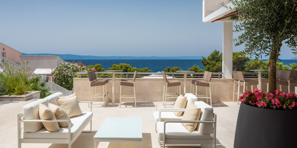 Adriatyk można podziwiać z wielu miejsc w hotelu