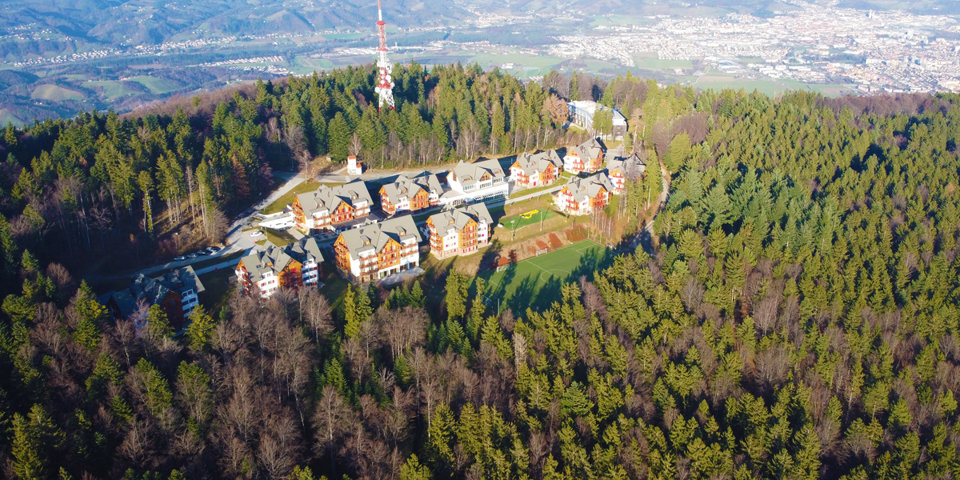Forest Hotel Videc*** jest pięknie położony nad Mariborem