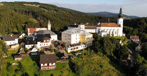 Hotel w czeskiej części Wschodnich Sudetów, u stóp pasma górskiego Jesioniki