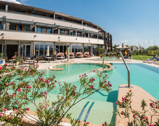 Hotel Golden Lake Resort**** w węgierskim letnisku nad jeziorem Balaton