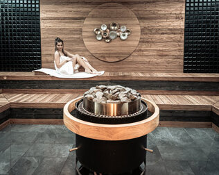 Chlubą strefy SPA jest nowoczesne saunarium z różnorodnymi saunami