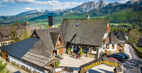 Górski Pałacyk jest położony w malowniczej części Kościeliska pod Tatrami
