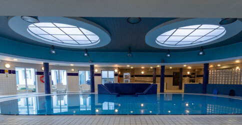 To hotel z krytym basenem nad Morzem Bałtyckim, zapewnia relaks i spokój