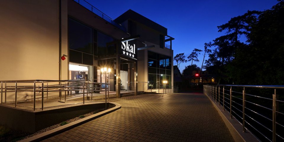 Skal to luksusowy hotel położony w Ustroniu Morskim