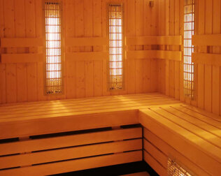 Strefę wellness wyposażono w nowoczesne sauny