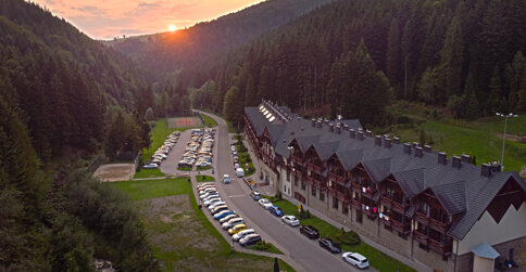 Hotel Wierchomla Ski & Spa jest położony obok ośrodka narciarskiego Wierchomla