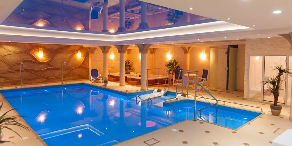 Hotel Adam & SPA dysponuje basenem o długości 9 m i szerokości 4,5 m 