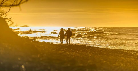 Atrakcje okolicy: piękne klify i plaże są doskonałym miejscem na spacery