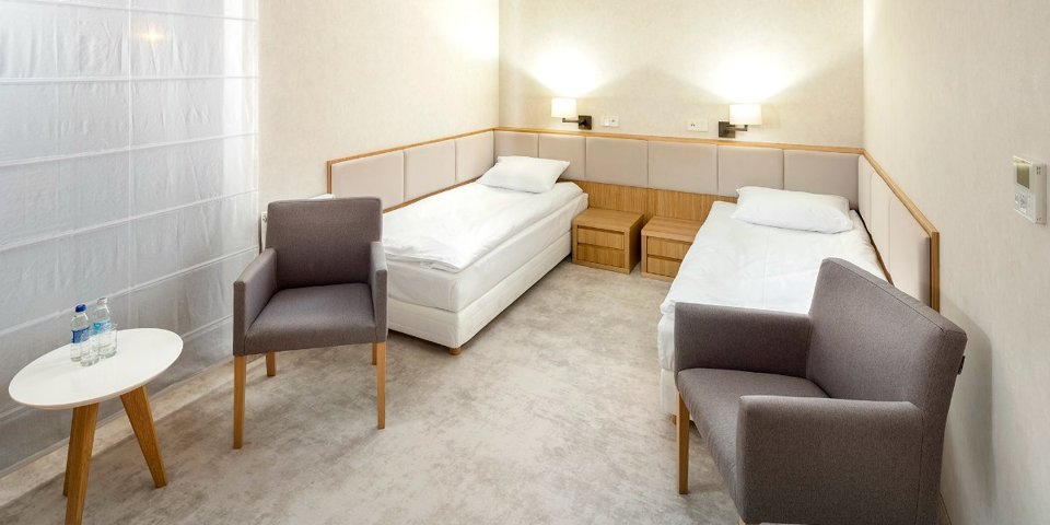 Pokoje Standard dostępne są z dwoma łóżkami z możliwością ich połączenia