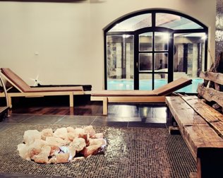Świat Mazurskich Saun obejmuje saunę suchą, parową i na podczerwień