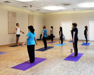 W wybranych terminach hotel organizuje bezpłatne zajęcia jogi dla gości
