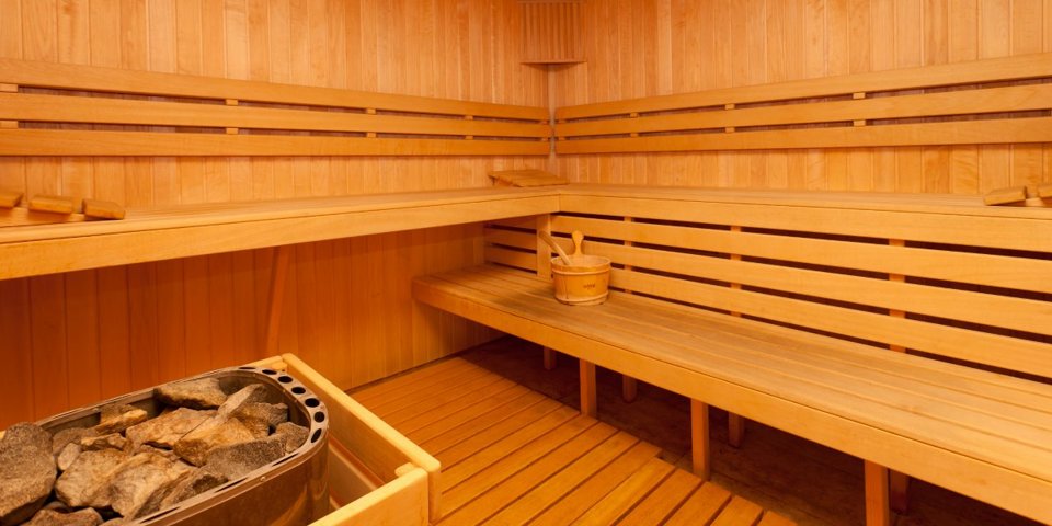 Można skorzystać m.in. z sauny, łaźni parowej, ekranu solnego
