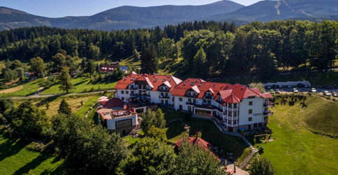 Dziki Potok to klimatyczny hotel położony w sercu malowniczych Karkonoszy