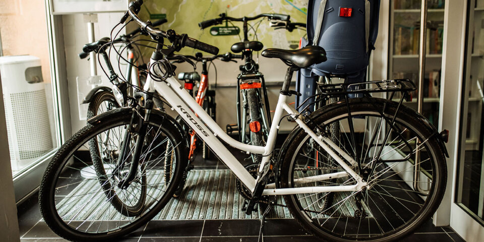 Obiekt udostępnia możliwość wypożyczenia rowerów