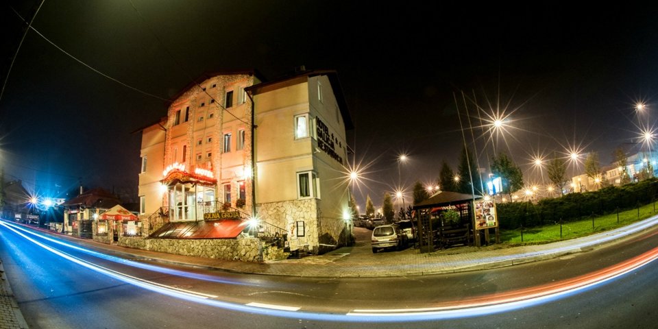 Hotel Galicja położony jest w jednej z najbardziej popularnych części Małopolski