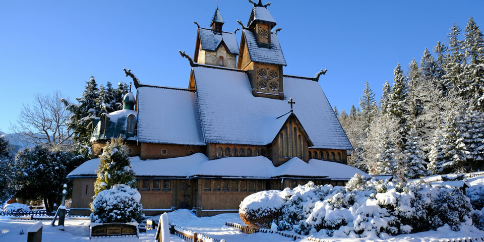 Kościół Wang w Karpaczu w zimowej odsłonie