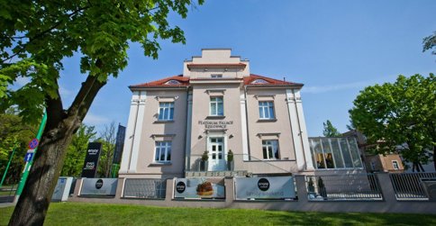 Platinum Palace Residence**** położony jest w Poznaniu