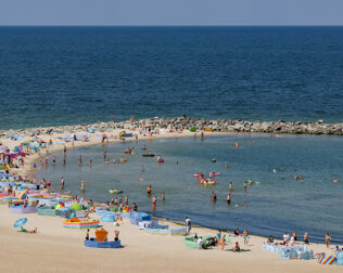 Plaża w Jarosławcu jest nazywana polskim Dubajem