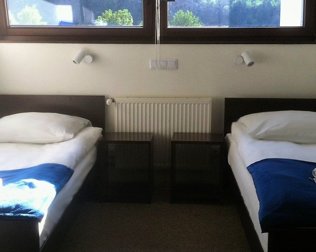 W Hotelu Beskid przygotowano wygodne pokoje z dostępem do wifi i TV