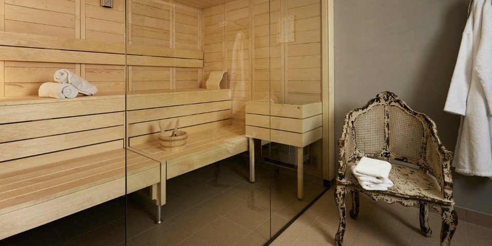 Obiekt dysponuje strefą SPA, gdzie można odbyć relaksujący seans w saunie